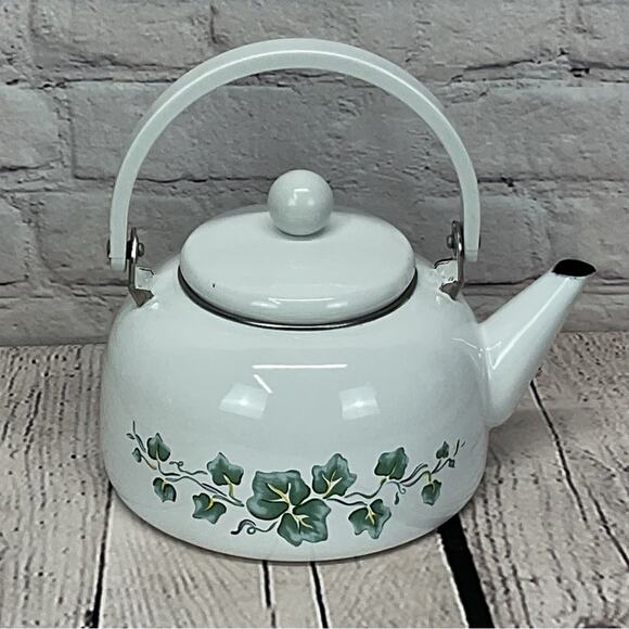 Corelle Callaway Ivy Tea Kettle Enamelware Vintage Kitchen Decor White Handle - Picture 1 of 6